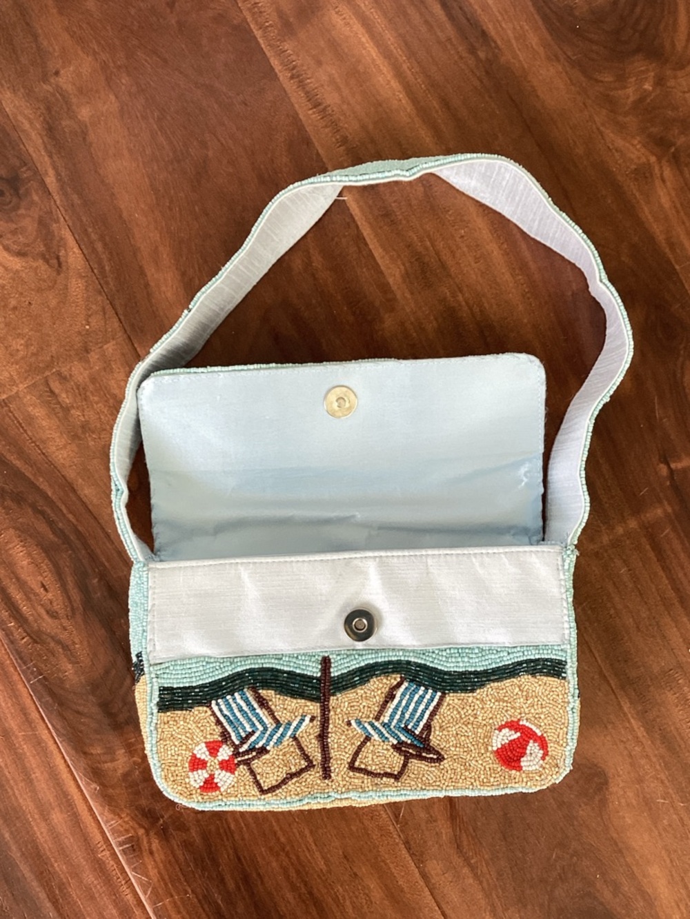 Beaded Beach Scene Shoulder Bag in Light Blue - NWOT - Picture 2 of 4